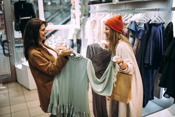 istock Good day for shopping 1290209432