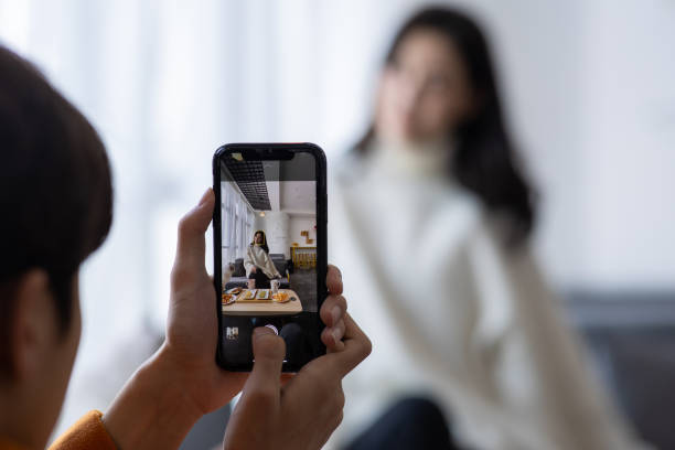 istock Let me take a photo for you 1290234544