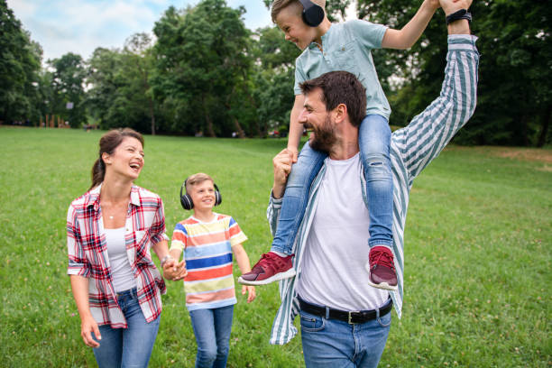 istock Family going for picnic 1290243602