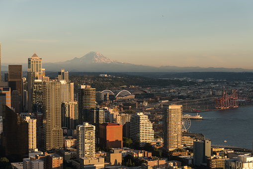 A clear day over Seattle with Mount Rainier.