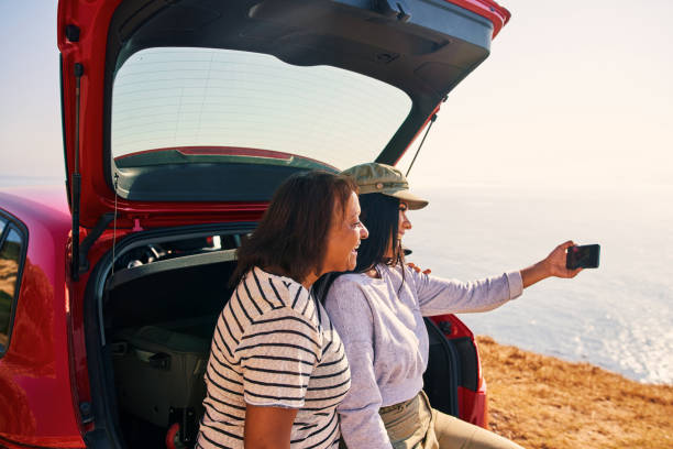istock Selfies remind us of the fun times we had 1290336697