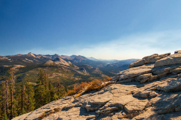 istock Granite overlook in Yosemite 1290347264