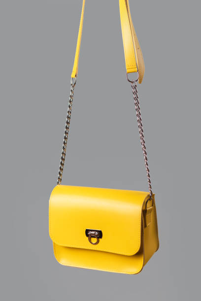 Fashionable leather bag
