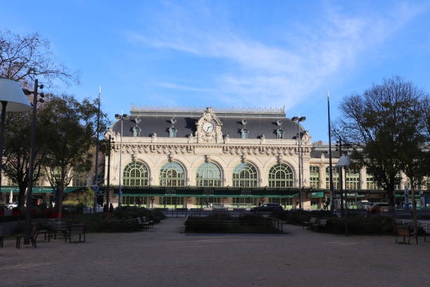 Former Brotteaux railway station in Lyon Former Brotteaux railway station in Lyon, built in 1908, currently auction house, exterior view, city of Lyon, Rhône department, France 1908 stock pictures, royalty-free photos & images