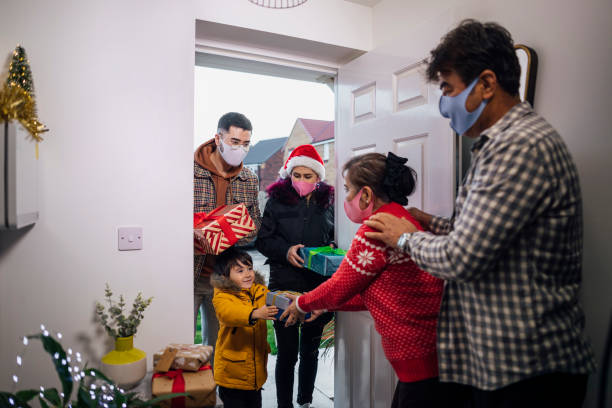 istock Exchanging Gifts During Covid 19 1290491529