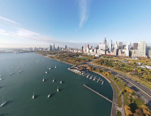 istock Aerial View of Chicago Skyline 1290515055