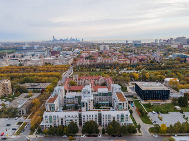 istock Aerial View of Chicago Skyline 1290515449