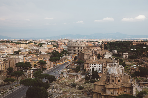 Kota Roma Background Pemandangan Panorama Kota Roma Dengan Forum Romawi Dan Colosseum Dari ...