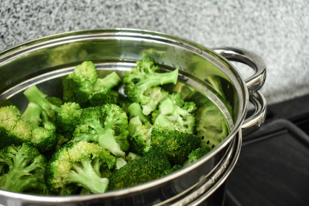 istock Broccoli - Homemade food 1290553689