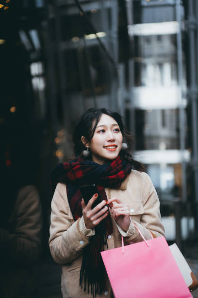 istock Shopping for the holiday 1290591488