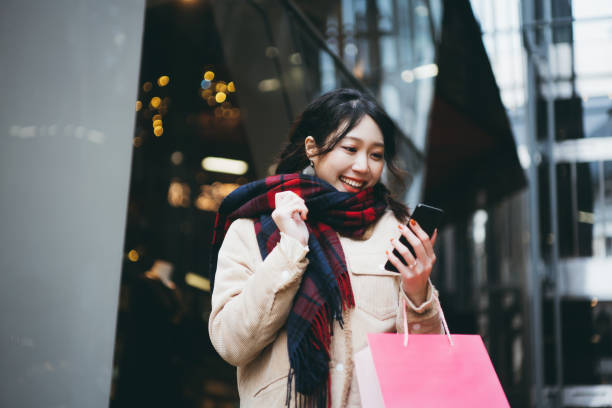 istock Shopping for the holiday 1290591500