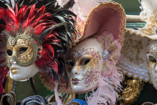 istock Golden venetian mask 1290654316
