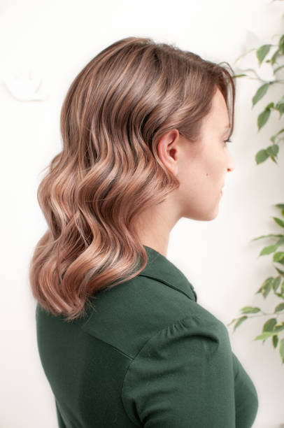 istock Wave blonde medium length hair on young woman 1290668948