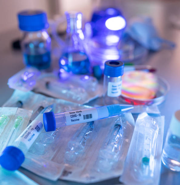 istock Sars-Cov-2 vaccine for coronavirus and Covid in laboratory 1290712726