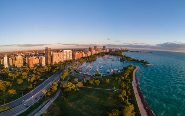 istock Aerial View of Chicago Skyline 1290719446