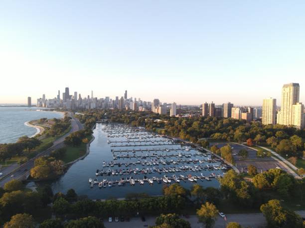 istock Aerial View of Chicago Skyline 1290719477