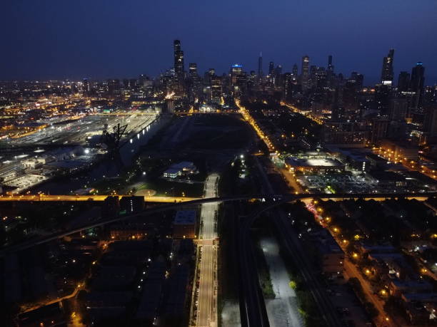 istock Aerial View of Chicago Skyline 1290719630