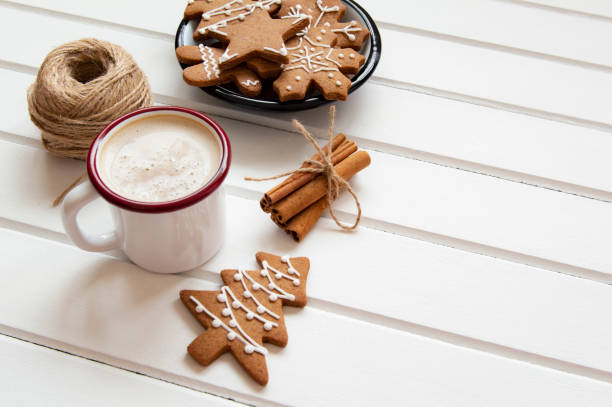 istock Christmas coffee and gingerbread cookies 1290725464