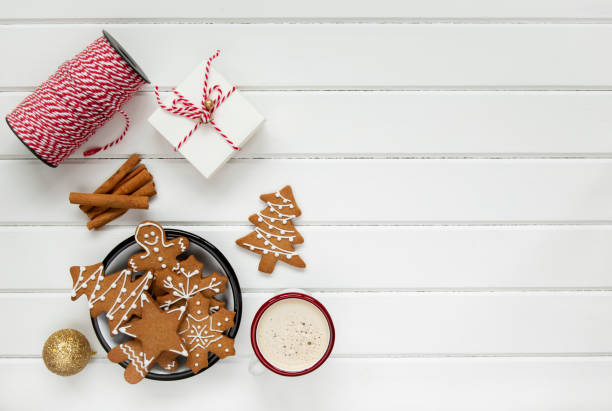 istock Christmas coffee and gingerbread cookies 1290726200