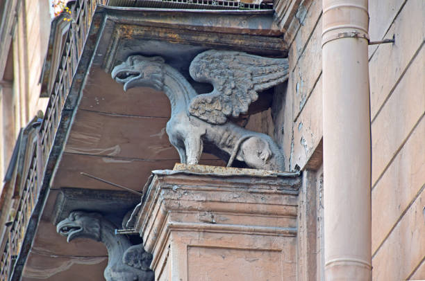 istock Gryphons as decorative elements of Alexander pelya's apartment building 1290738414