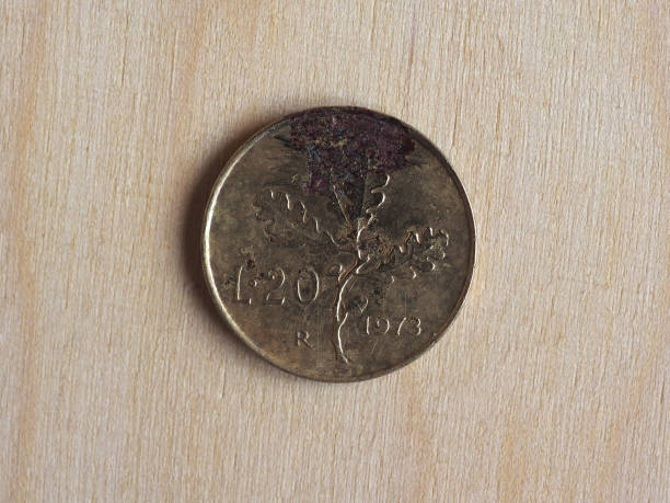 vintage 20 lira corner, Italy