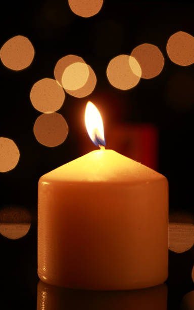 istock Candles at christmas 1290814104