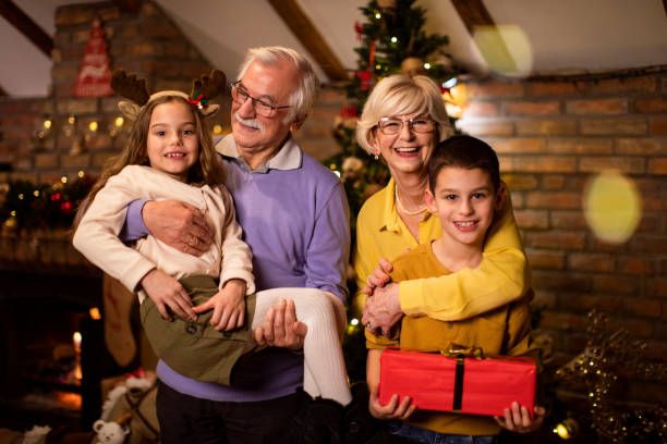 istock The gift of giving 1290839568