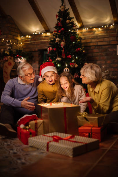istock Family, a gift that holds the greatest value 1290839578
