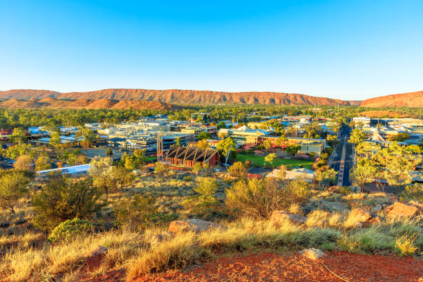 Alice Springs Anzac Hill Memorial Anzac Hill Memorial lookout: aerial view of Alice Springs in Australia. Located in Red Centre desert with Macdonnell ranges of Northern Territory. alice springs photos stock pictures, royalty-free photos & images