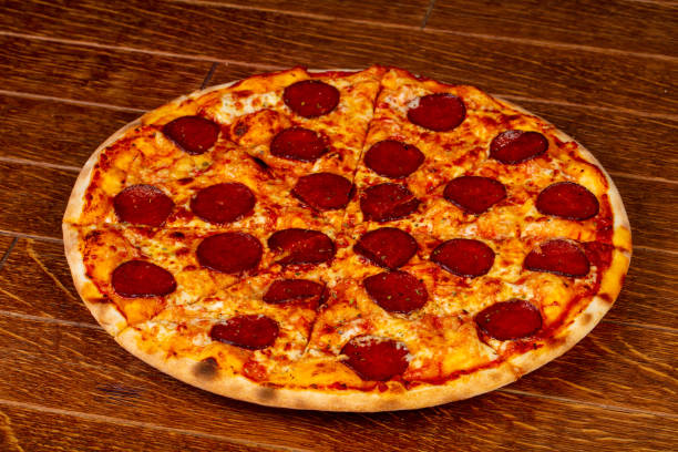 istock Pizza Italian Pepperoni 1290886846
