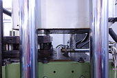 industrieanlagen-und-industriemaschinen-drehmaschine.jpg?b=1&s=170x170&k=20&c=LZGMbjK1rTwxwSktWKkaeQNMOC63Jg_Y-gNUPJy0gRo=