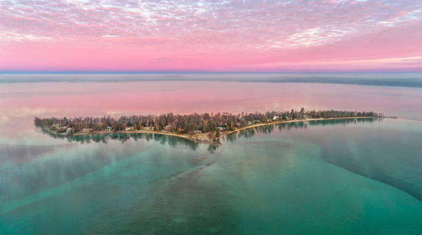 istock Treasure Island  Sunrise Pastel Colors 1290928799