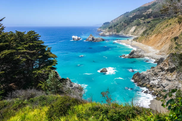 istock Rocky shoreline, Pacific Ocean coastline, Big Sur, California 1290953161