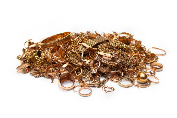 istock Scrap gold jewelry 1291001944