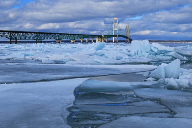 istock Blue Ice Shards Mackinac Bridge 1291015510