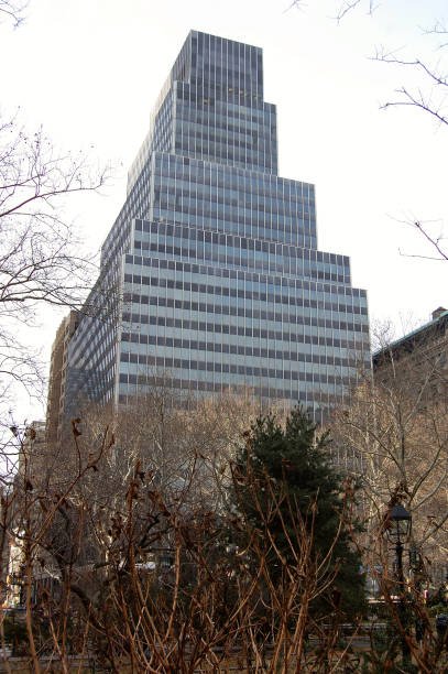 istock 250 Broadway Building, New York City 1291018500