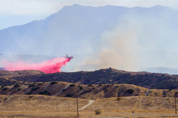 istock Sanderson Fire Cal Fire Air Tanker X 1291075516