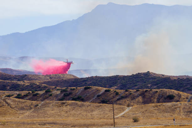 istock Sanderson Fire Cal Fire Air Tanker XXI 1291076292