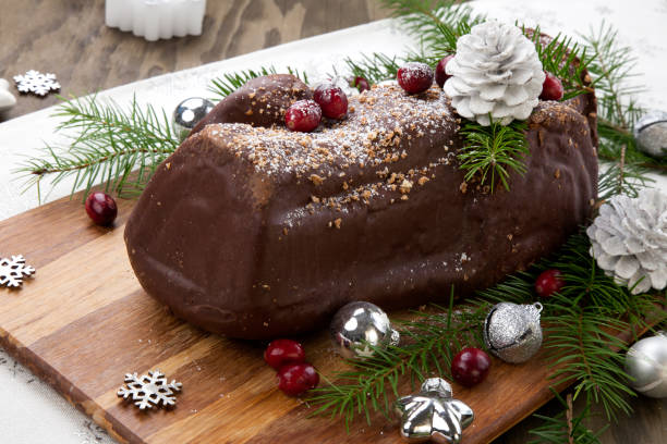 istock Christmas Chocolate Yule Log Cake 1291082140