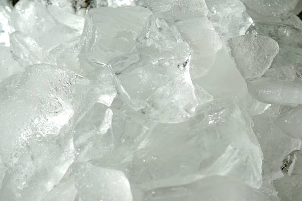 istock Crushed ice for drinks and cocktails 1291082482