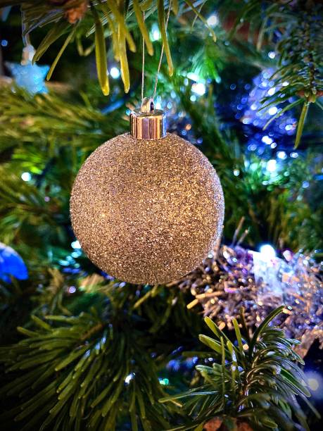 istock Christmas ball-ball 1291241671
