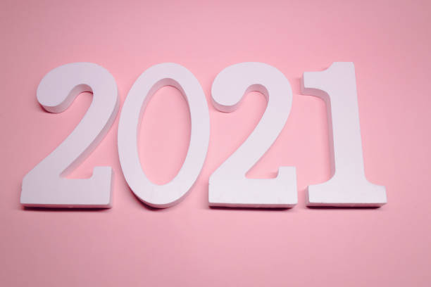 istock 2021 letters with shoping cart 1291264765