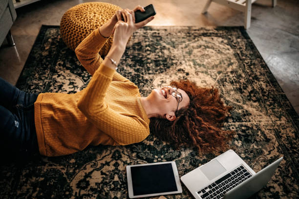 istock Hello friends, I'm happy 1291288817