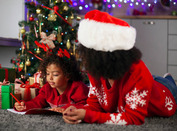 istock Letter to Santa 1291313043