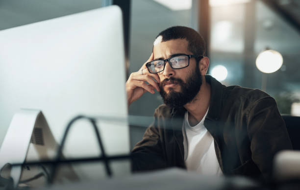 istock The later it gets the deeper he goes 1291318639