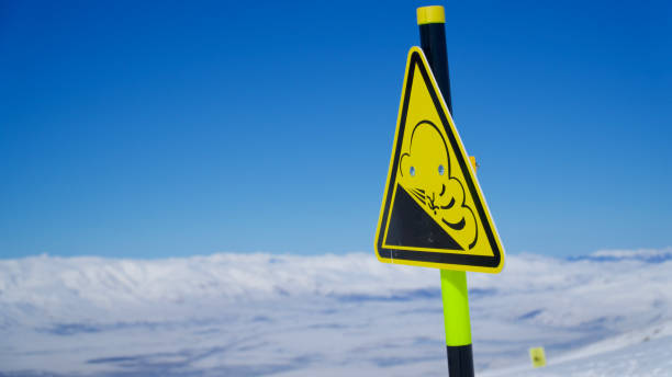 istock Ski center avalanche warning signs 1291362127