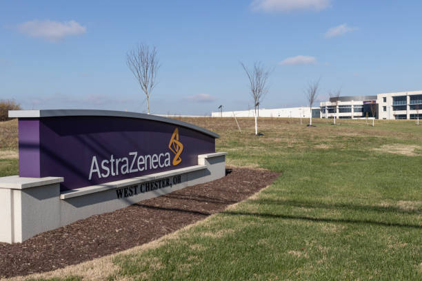 AstraZeneca plant. AstraZeneca has been working on a vaccine for the Coronavirus, COVID and COVID-19. West Chester - Circa November 2020: AstraZeneca plant. AstraZeneca has been working on a vaccine for the Coronavirus, COVID and COVID-19. oxford university photos stock pictures, royalty-free photos & images