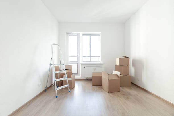 istock Movement to new apartment 1291394158
