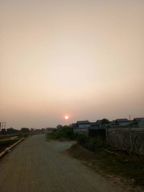 istock Beautiful of the sunset 1291413418