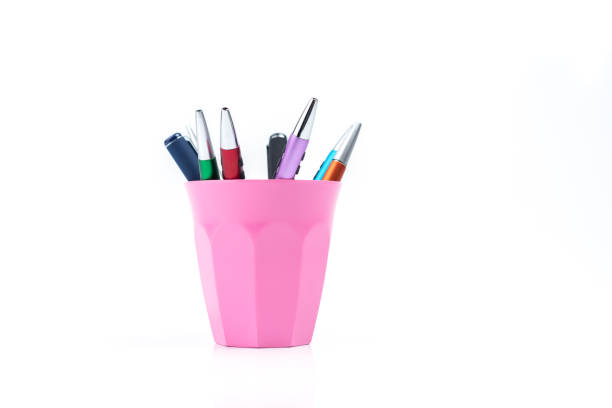 Pen holder full in chopped plane.